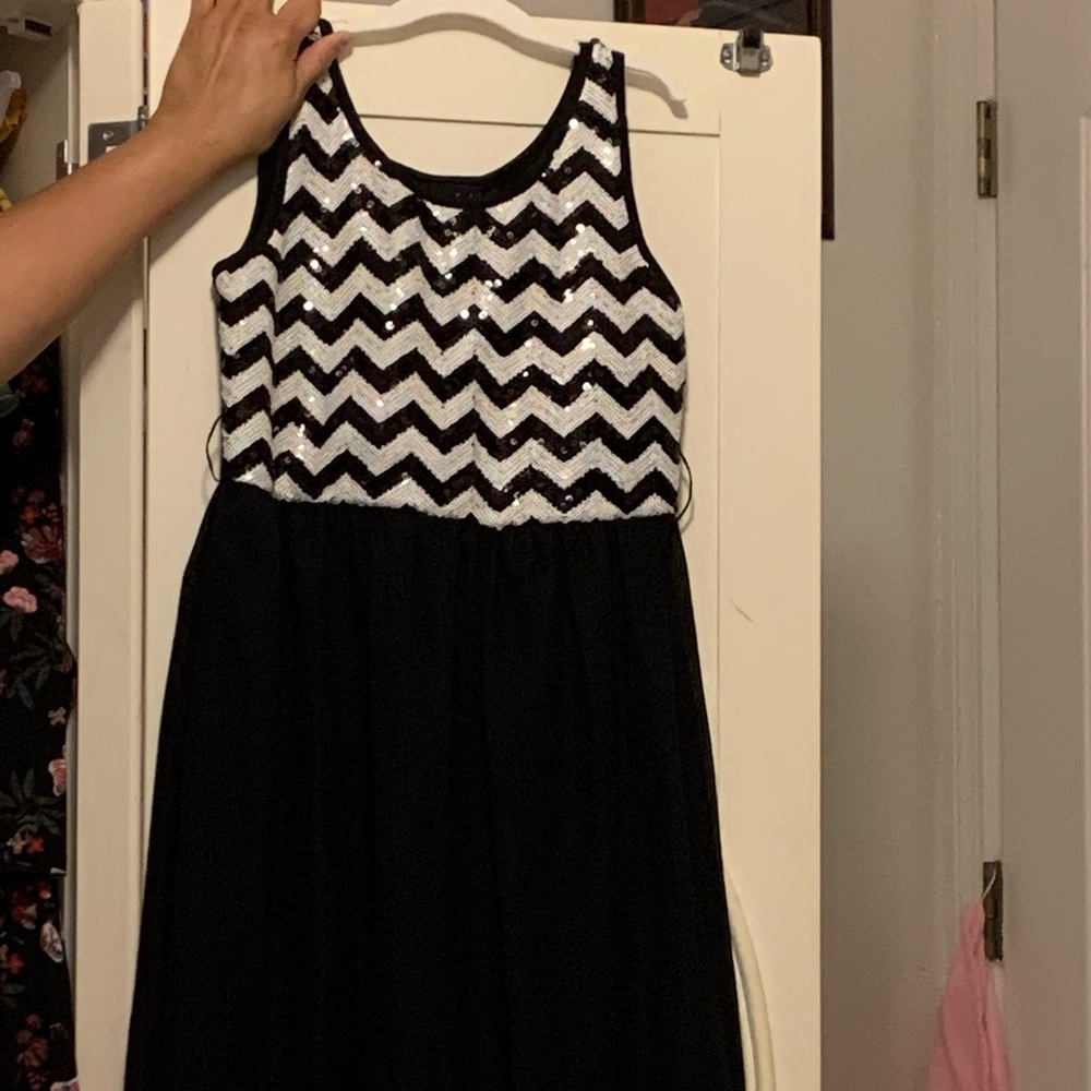 Girls dress